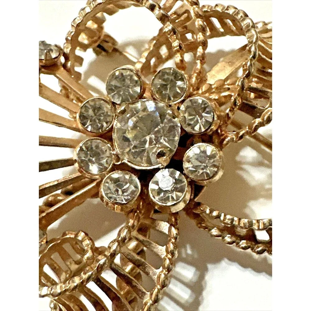 Vintage Gold Tone Ribbon Bow Brooch Crystal Rhinestone Filigree Pin 2
